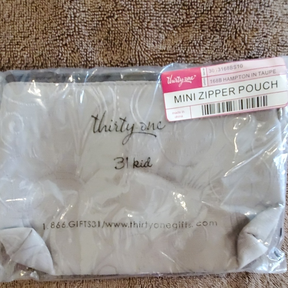 Thirty One mini zipper pouch